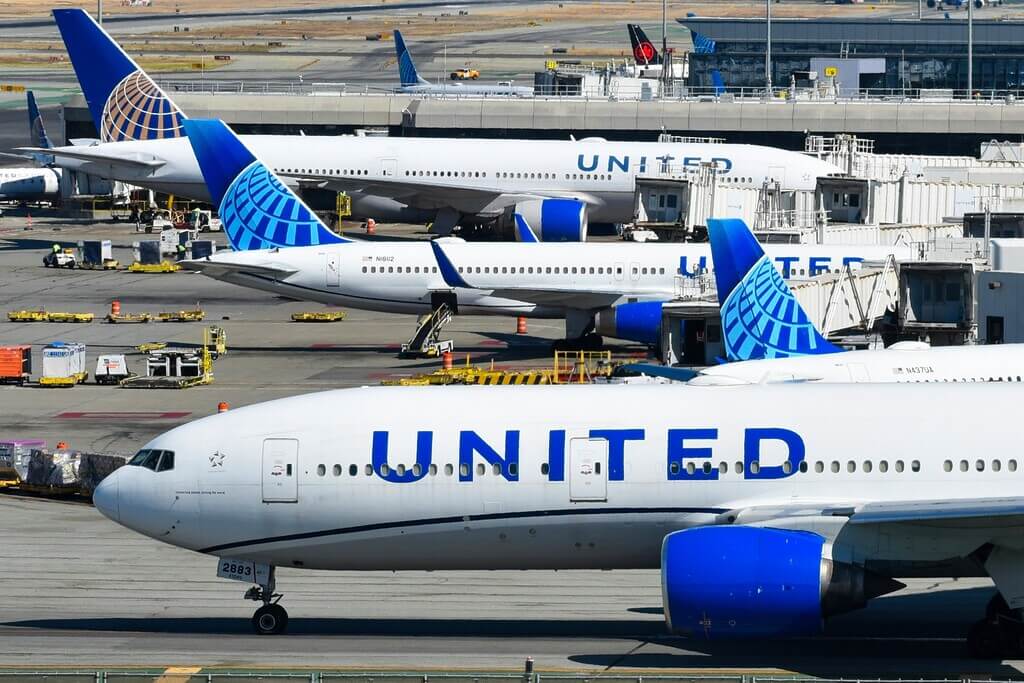 United Airline Carry On Size